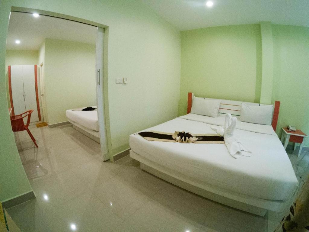 Holland Resort Phuket Exterior foto